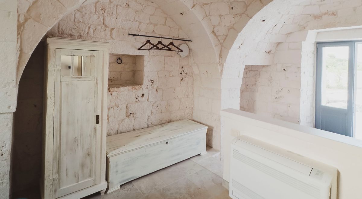 camera da letto matrimoniale nel trullo