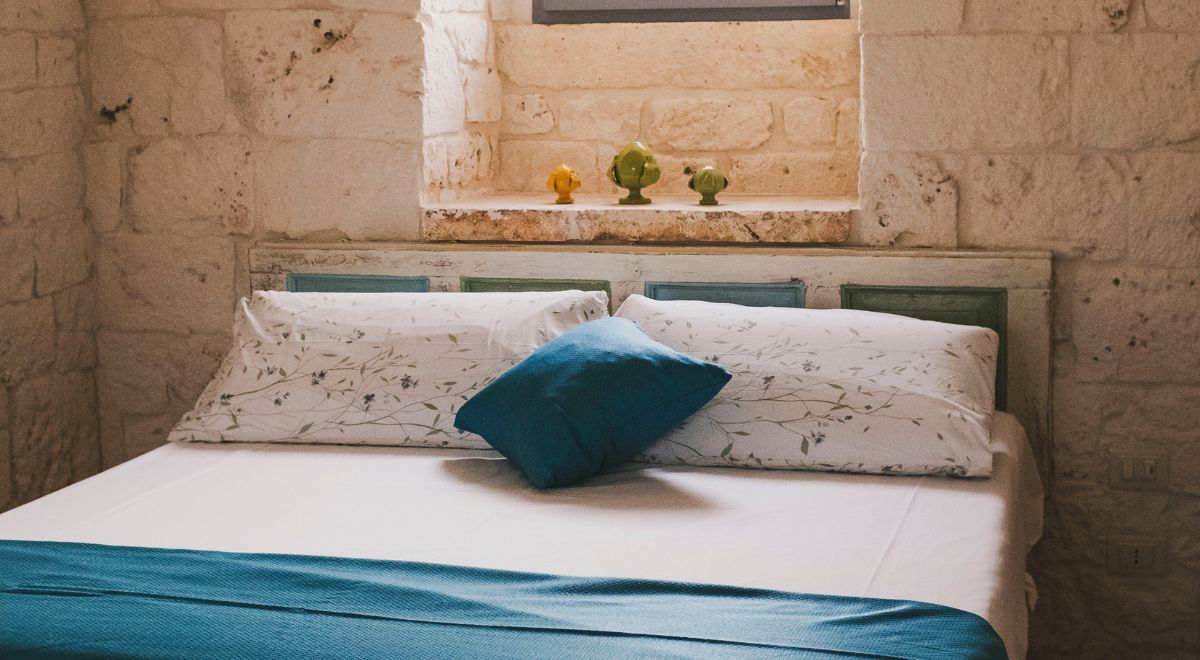 camera da letto struttura in pietra